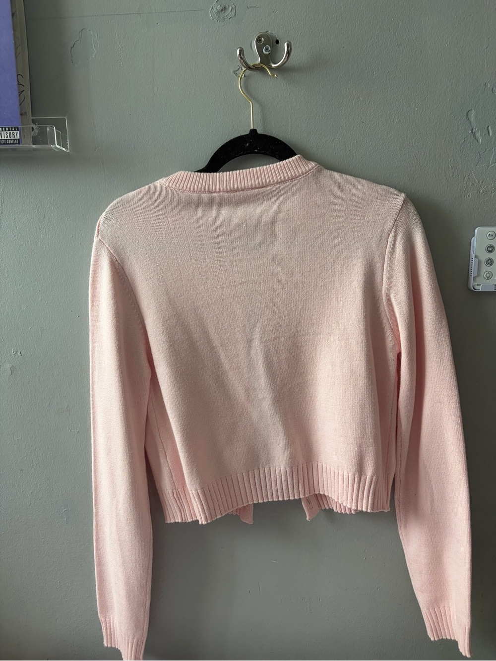 Pastel Pink Button-Front Cropped Cardigan - Picture 2 of 4
